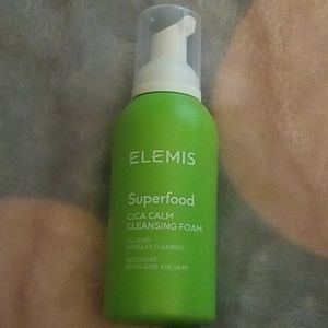 Elemis Superfood Cica Calm Cleansing Foam
